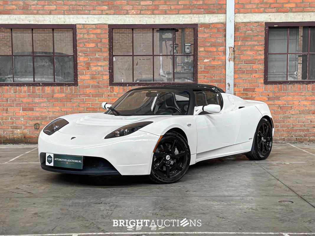 TESLA ROADSTER 2.0 SIGNATURE EDITION – NR. 185 VAN 250 | COLLECTORS ITEM