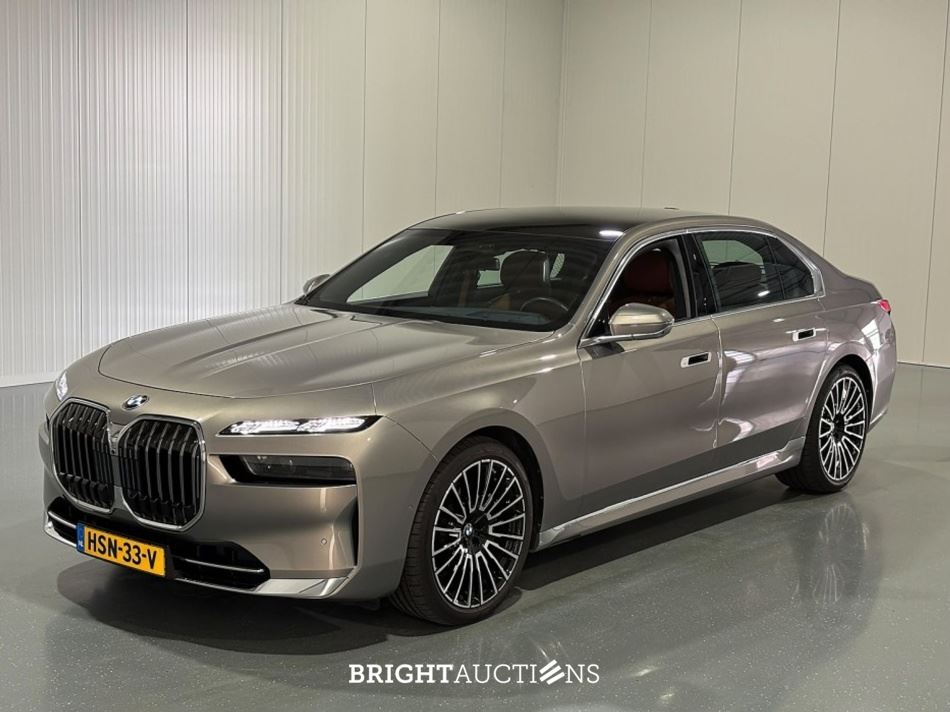 BMW 740d xDrive 7 Serie Full Option! 286pk 2025 (Origineel-NL) 7-Serie, HSN-33-V – kavel bij Bright Auctions, Netherlands