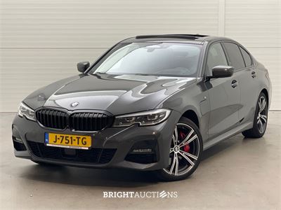 BMW 330e 3-serie eDrive Edition 296pk 2020 (Origineel-NL) 3-Serie, J-751-TG – kavel bij Bright Auctions