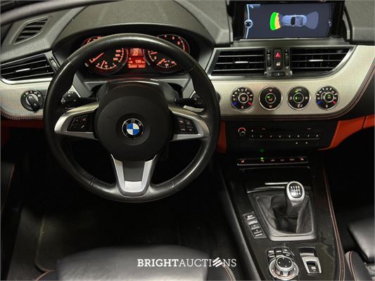 BMW Z4 Roadster sDrive18i Executive Design Pure Traction Uitvoering 156pk 2014 (Origineel-NL), 3-TRK-41 -67.534KM-
