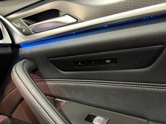 BMW 530e Touring Business Edition Plus M-Pakket 292pk 2023 (Origineel-NL) 5-Serie, S-330-LL