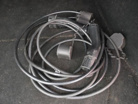 Volvo V60 T6 Recharge R-Design 2.0 AWD 398pk 2022 (Origineel-NL), P-467-DX