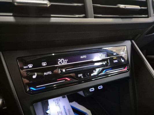 Volkswagen Polo R-Line Business 1.0 TSI DSG 95pk 2022 (Origineel-NL), P-495-KD