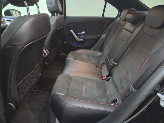 Mercedes-Benz A-klasse 250 e Business Solution AMG Limited 160 pk 2021, N-044-HS