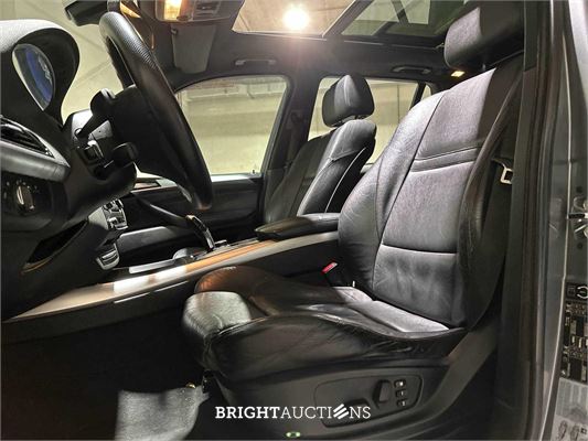 BMW X5 xDrive48i 4.8 V8 E70 355pk 2007, P-834-RB Youngtimer