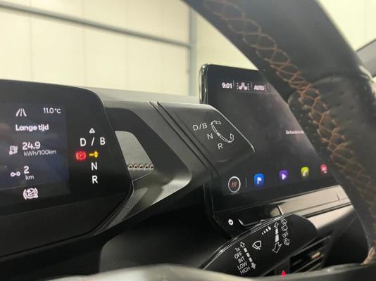 Cupra Born Essential 62 kWh 204pk 2023 (Origineel-NL), T-472-PZ