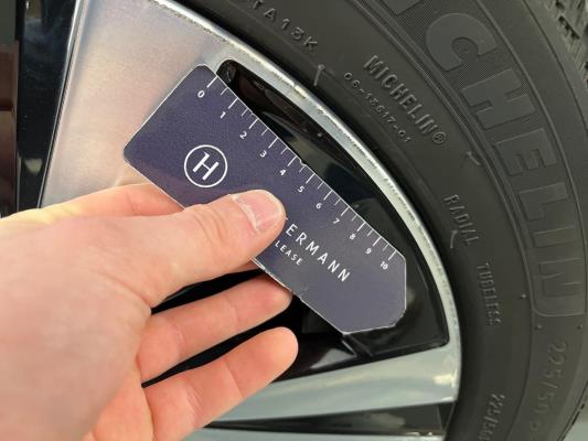 Volvo V60 B3 Momentum 2.0 163pk 2022 (Origineel-NL), N-525-SZ
