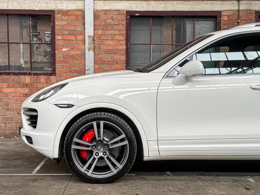 Porsche Cayenne Turbo 4.8 V8 500PK 2010 38.000KM!