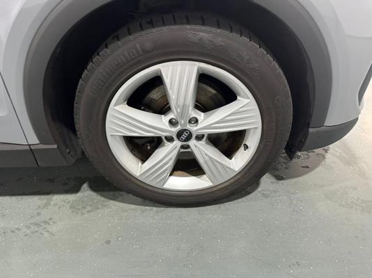 Audi Q4 35 Launch Edition 55 kWh 170pk 2021 (Origineel-NL), N-506-XJ