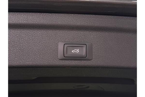 Audi Q3 45 e S Edition TFSI 266pk 2022 (Origineel-NL), P-122-PB