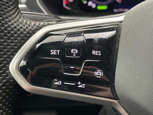 Volkswagen Tiguan eHybrid R-Line Business 1.4 TSI 265pk 2022 (Origineel-NL), P-225-HR