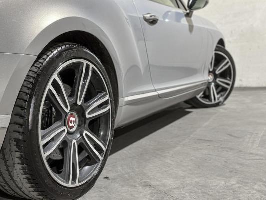 Bentley Continental GTC 4.0 V8 507pk 2013