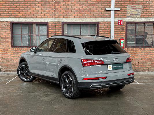 Audi Q5 2.0 TFSI Quattro Sport S Line Black Edition 252pk 2018 (Origineel-NL + 1e Eigenaar), TT-931-B
