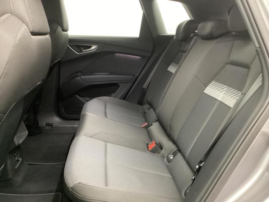 Audi Q4 e-tron 35 Advanced edition 55 kWh 170pk 2023 (Origineel-NL), S-708-PT