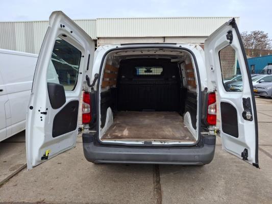 Citroen Berlingo 1.5 BlueHDI Club XL 99 pk 2021, VKR-08-B