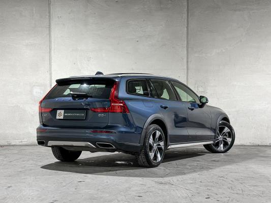 Volvo V60 Cross country Soft Hybride 2.0 B5 AWD pro 261pk 2020 (Origineel-NL), J-188-VT
