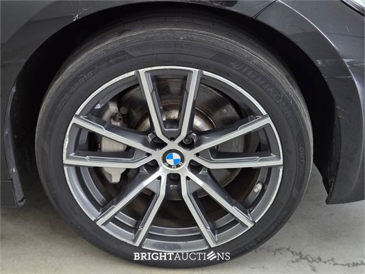 BMW 330e 3-serie eDrive Edition 296pk 2020 3-Serie, GPV-56-P