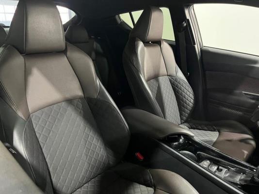 Toyota C-HR 1.8 Hybrid Executive 98pk 2018 (Origineel-NL), RS-050-N