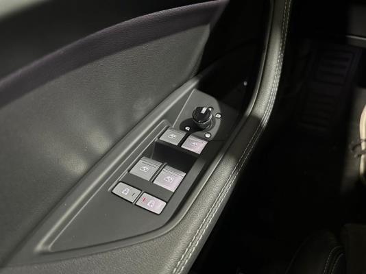 Audi Q8 e-tron 50 quattro Advanced Edition 95 kWh 340pk 2023 (Origineel-NL), T-629-HS