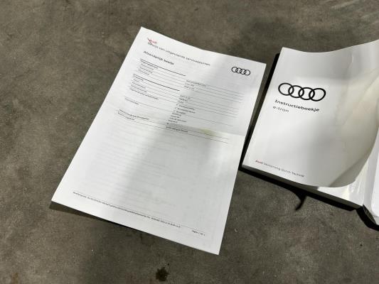 Audi e-tron 55 quattro edition 95 kWh 408pk 2020 (Origineel-NL + 1e eigenaar), K-077-BL