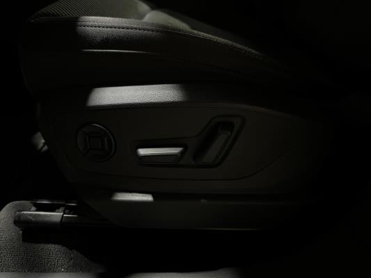 Audi e-tron Sportback 55 quattro Business edition 95 kWh 408pk 2020 (Origineel-NL+1e eigenaar), K-601-GZ