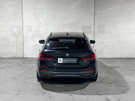 BMW 520i Touring High Executive Edition M-Sport 184pk 2021 (Origineel-NL) 5-Serie G31, L-194-JX