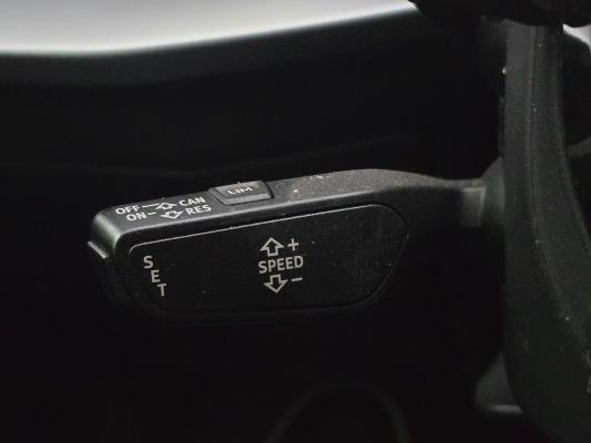 Audi A3 Sportback 45 e S edition Competition TFSI 265pk 2020, Z-342-HS