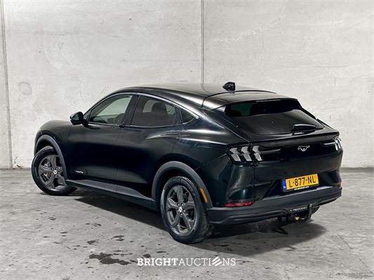 Ford Mustang Mach-E RWD 75 kWh 258pk 2021 (Origineel-NL + 1e eigenaar), L-877-NL