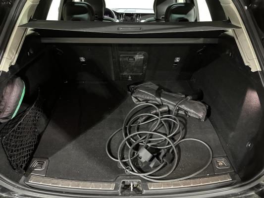 Volvo XC60 2.0 T6 Plug-in hybrid AWD Core Bright 253pk 2027 (Origineel-NL+1e eigenaar), S-190-RP