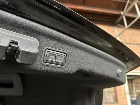 Audi S8 Sedan 4.0 TFSI Quattro V8 Biturbo 520pk 2014 - 52.000 km