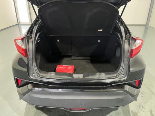 Toyota C-HR 1.8 Hybrid Executive 98pk 2018 (Origineel-NL), RS-050-N