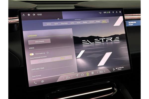 Lotus Eletre EDS 450 4WD 112 kWh 612pk 2023 (Origineel-NL), X-319-JJ