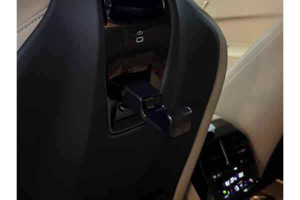 BMW iX 40 Executive xDrive 77 kWh 326pk 2024 (Origineel-NL), GBL-15-V