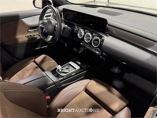 Mercedes-Benz CLA250 Shooting Brake e AMG Line 272pk 2024 (Origineel-NL) CLA-Klasse, X-864-NP