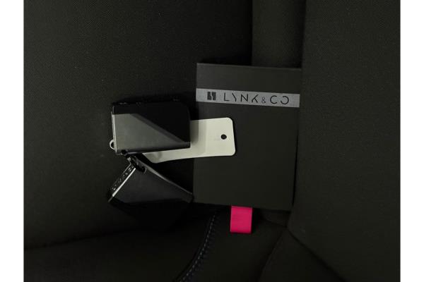 Lynk & Co 01 1.5 261pk 2024 (Origineel-NL), Z-915-RF