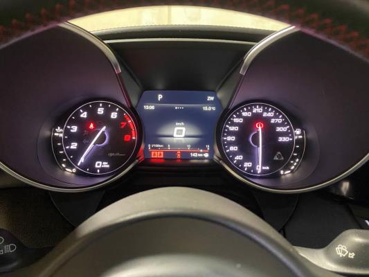 Alfa Romeo Giulia 2.9 V6 Quadrifoglio 510pk 2016, HDV-68-V