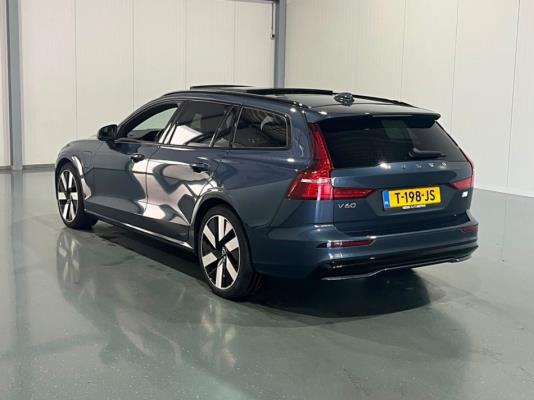 Volvo V60 T6 Plug-in Hybrid Plus Dark 2.0 AWD 398pk 2023 (Origineel-NL), T-198-JS