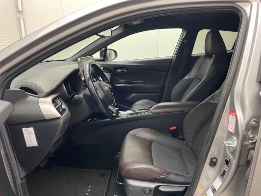 Toyota C-HR Hybrid Executive 1.8 170pk 2017, P-886-JB