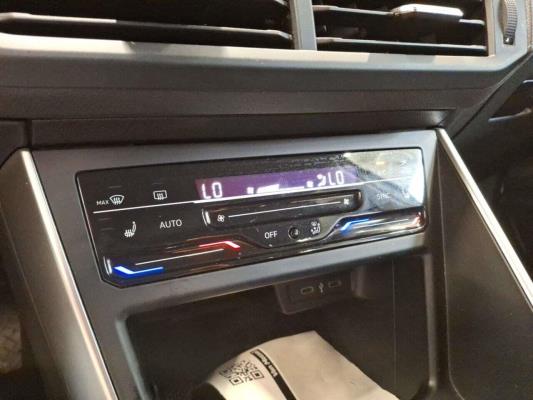 Volkswagen Taigo Life Business 1.0 TSI 95pk 2022 (Origineel-NL), P-777-FS