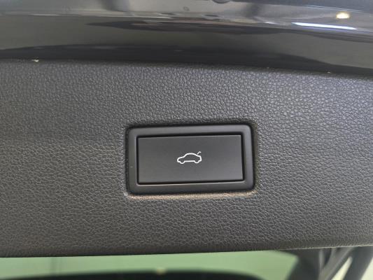 Volkswagen Tiguan R-Line Business 1.5 TSI 150pk 2022 (Origineel-NL), P-973-DF