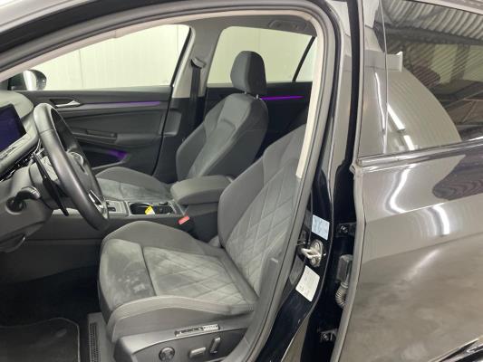 Volkswagen Golf eTSI Style 1.5 150pk 2020, X-368-TL