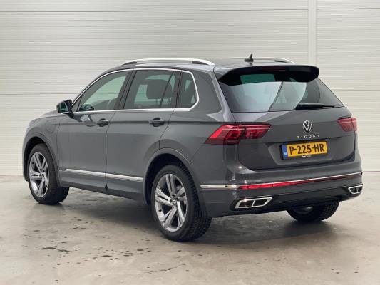 Volkswagen Tiguan eHybrid R-Line Business 1.4 TSI 265pk 2022 (Origineel-NL), P-225-HR