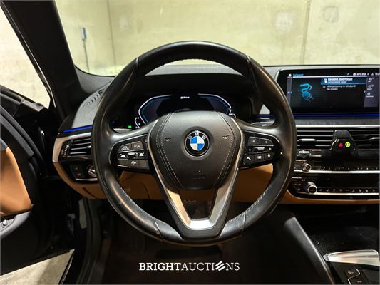 BMW 530e iPerformance High Executive 5-serie 252pk 2019 (Origineel-NL+1eigenaar), ZT-244-H