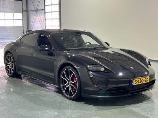 Porsche Taycan Performance Plus 93 kWh 381pk 2023, S-120-GD