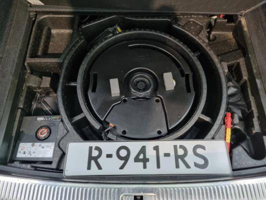 Audi Q5 40 S edition TFSI 204pk 2022 (Origineel-NL), R-941-RS