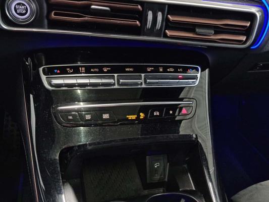 Mercedes-Benz EQC 400 Business Solution 4MATIC 80 kWh 408pk 2021 (Origineel-NL) EQC-Klasse, L-443-VK