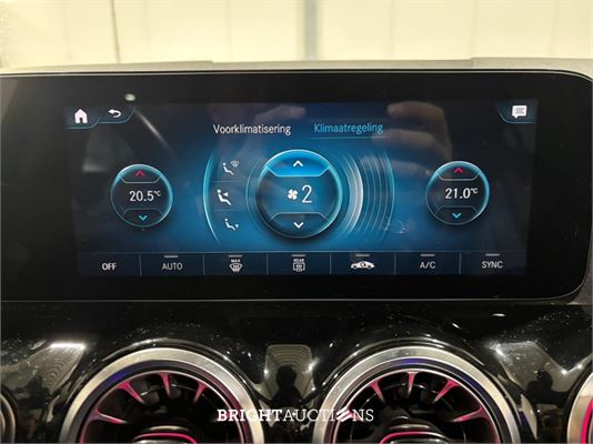 Mercedes-Benz EQA 25067 Business Solution Luxury 67 kWh 190pk 2021 (Origineel-NL) EQA-Klasse, N-610-HK