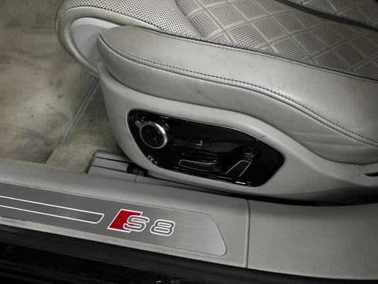 Audi S8 Sedan 4.0 TFSI Quattro V8 Biturbo 520pk 2014 - 52.000 km