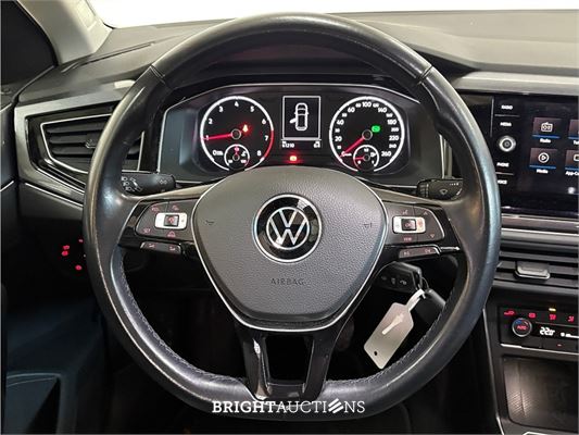 Volkswagen Polo Highline R Panodak 1.0 TSI 95pk 2021 (Origineel-NL), L-132-XK