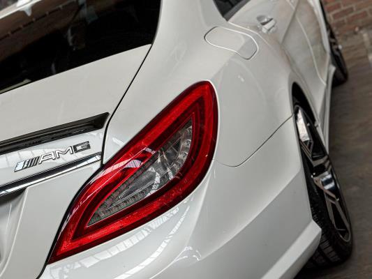 Mercedes-Benz CLS63 AMG 5.5 V8 525pk 2012 CLS-Klasse (53.000 KM)
